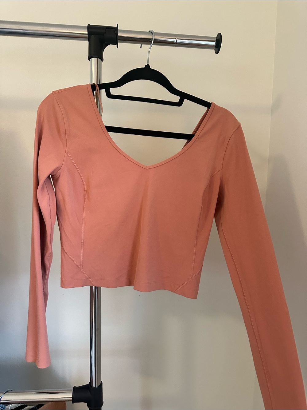 lululemon athletica Long Sleeve V-Neck Cropped Top - Dusty Rose